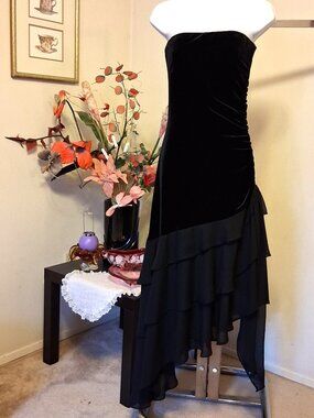 Vintage M Collection Black Maxi Evening Dress VTG Elegant Ruffled Strapless Gown